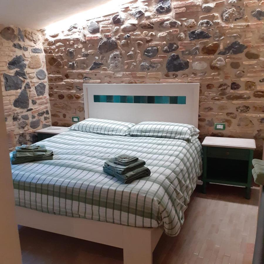 Locanda Bernasconi Castel Viscardo Esterno foto